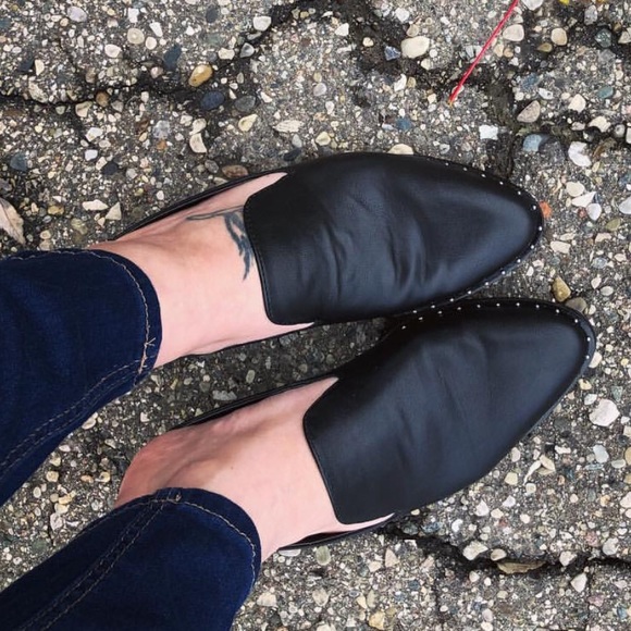 ✨LAST PAIR SIZE 9.5 ✨ Studded Backless Mules - Picture 2 of 8